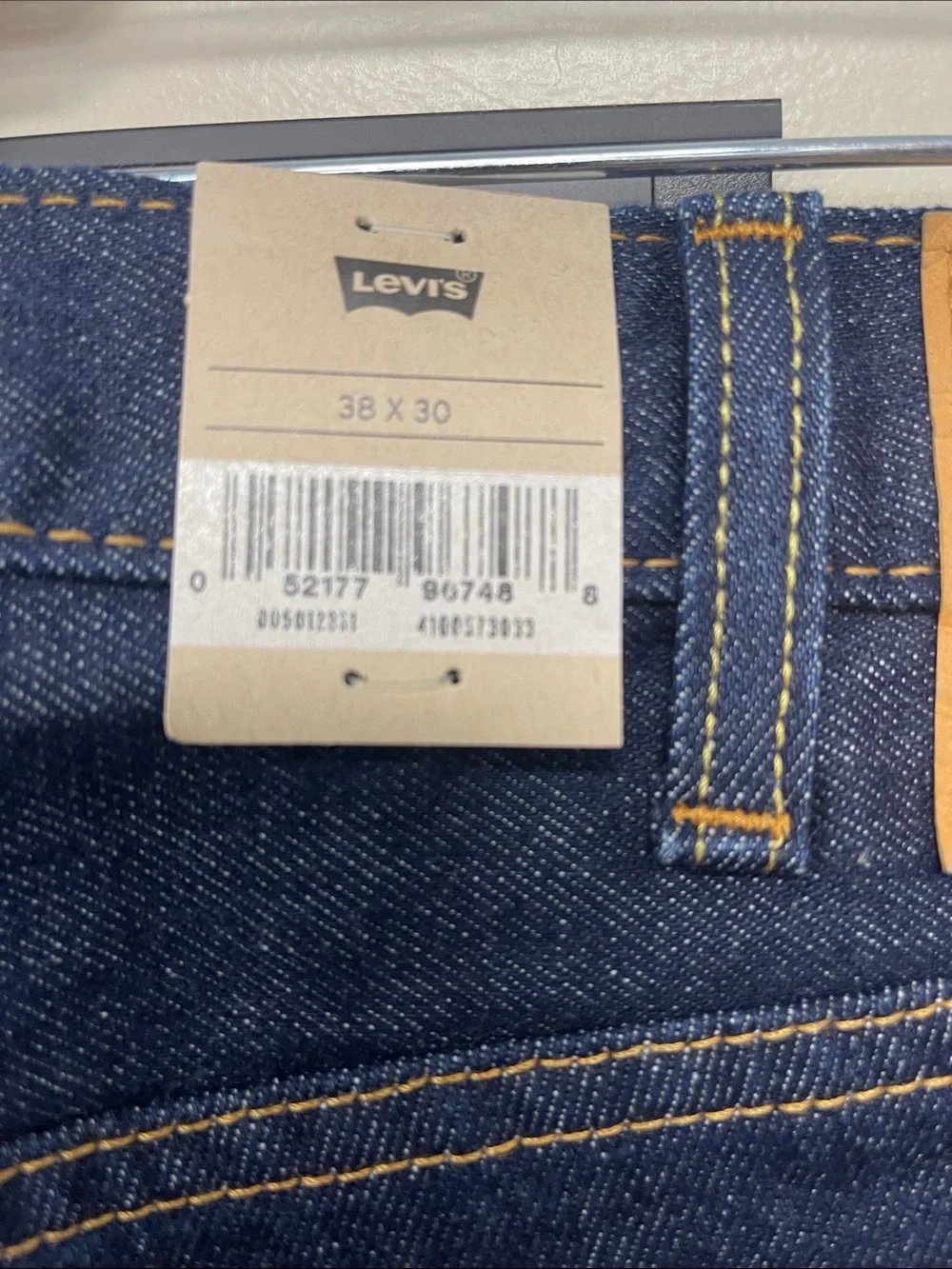 NEW Levi's Men's Straight Leg Jeans 38x30